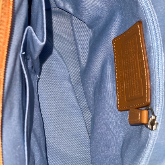 Coach Leah Tote - NWT - Picture 4 of 4